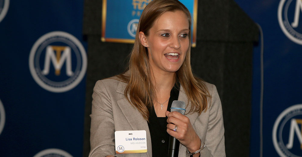 Lisa Roloson speaks at the 2015 NYS Master Teacher workshop conference.