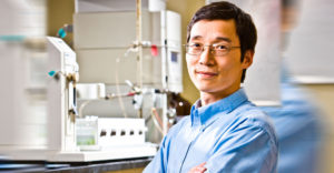 UBuffalo professor Qing Lin in his lab.