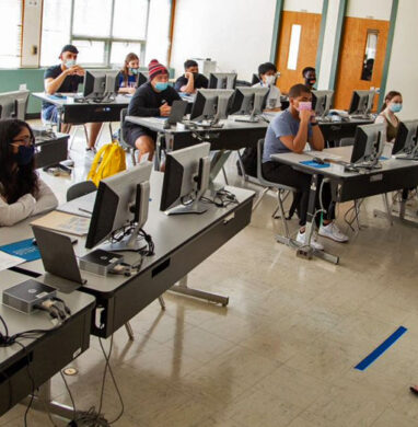College classroom with students wearing facemasks.